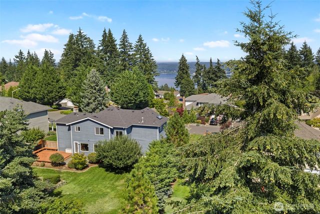 5767 Eldorado Place NW, Bremerton, WA 98312