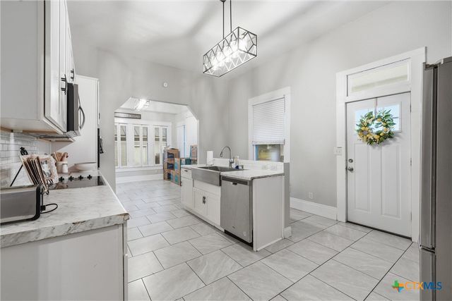 803 N 3rd Street, Temple, TX 76501