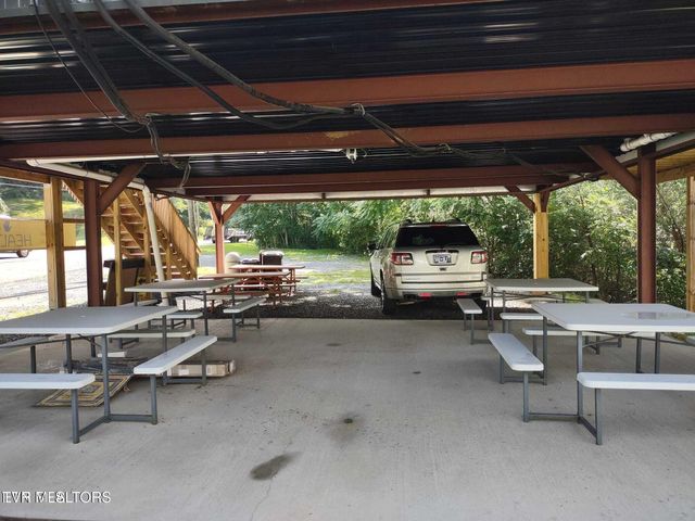 8260 Highway 19, Roan Mountain, TN 37687