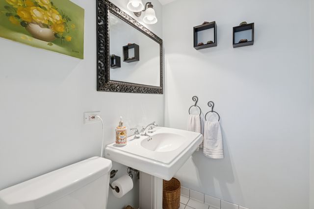 369 Addison Road, Riverside, IL 60546