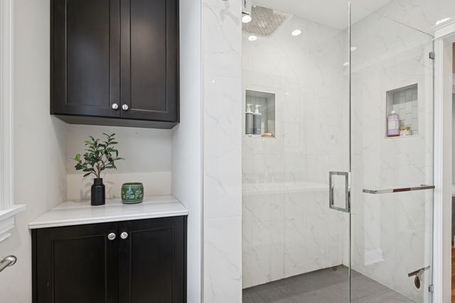 369 Addison Road, Riverside, IL 60546