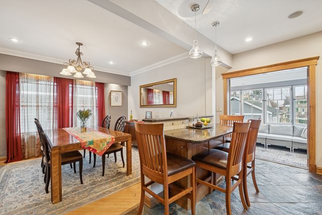 369 Addison Road, Riverside, IL 60546