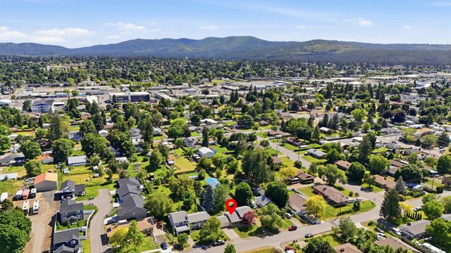 11704 E ALKI Ave, Spokane Valley, WA 99206
