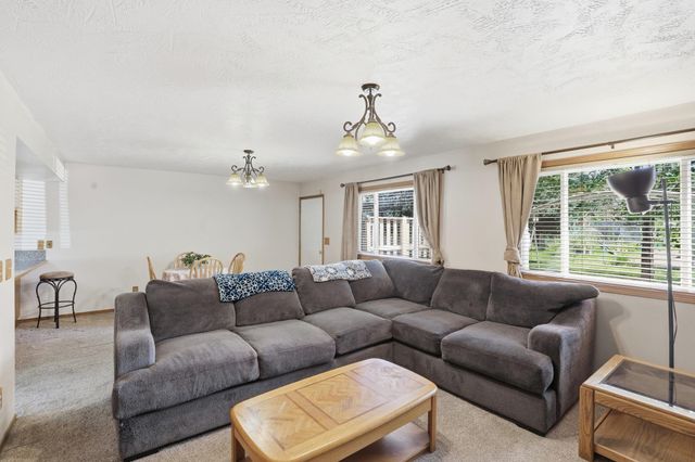 11704 E ALKI Ave, Spokane Valley, WA 99206