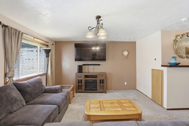 11704 E ALKI Ave, Spokane Valley, WA 99206