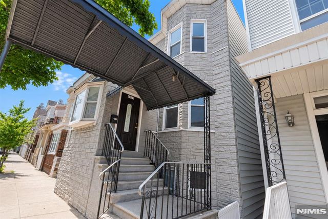6119 Tyler Place, West New York, NJ 07093