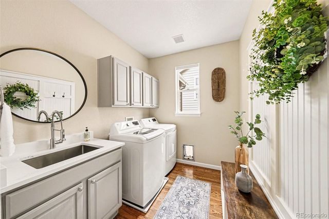 8549 Winter Berry Drive, Castle Rock, CO 80108