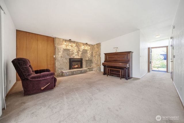 525 Farragut Avenue NE, Port Orchard, WA 98366