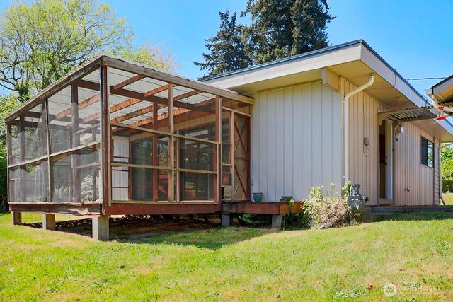 525 Farragut Avenue NE, Port Orchard, WA 98366