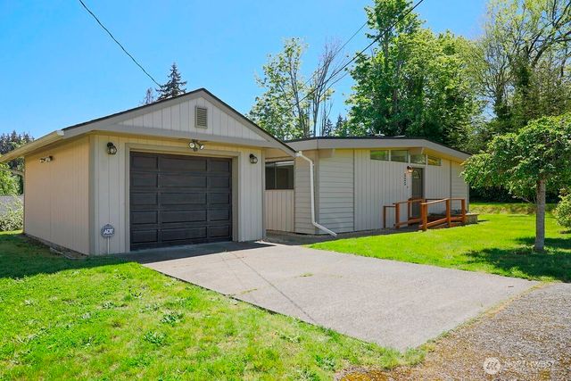 525 Farragut Avenue NE, Port Orchard, WA 98366