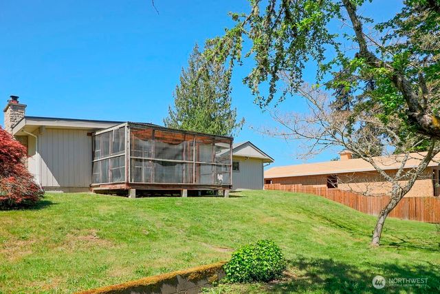 525 Farragut Avenue NE, Port Orchard, WA 98366