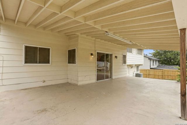 3906 KILLARNEY DR, San Antonio, TX 78223