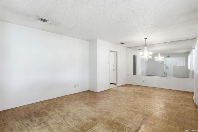 3906 KILLARNEY DR, San Antonio, TX 78223