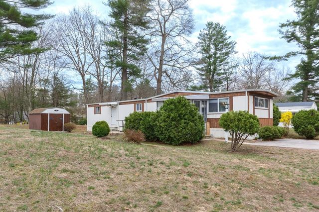 4 Clovercrest Drive, Nashua, NH 03062