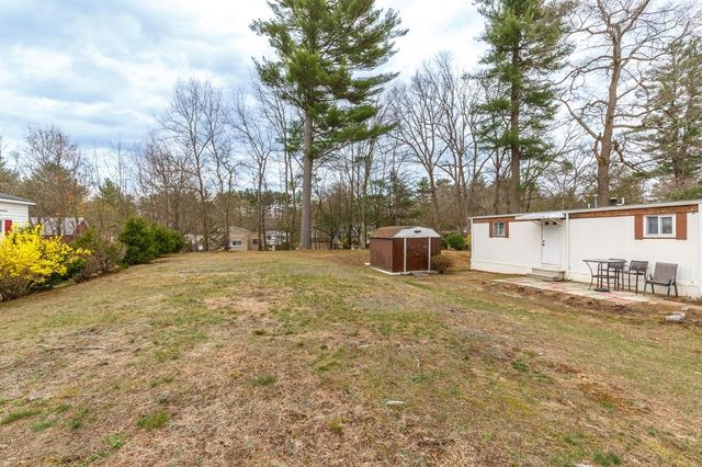 4 Clovercrest Drive, Nashua, NH 03062