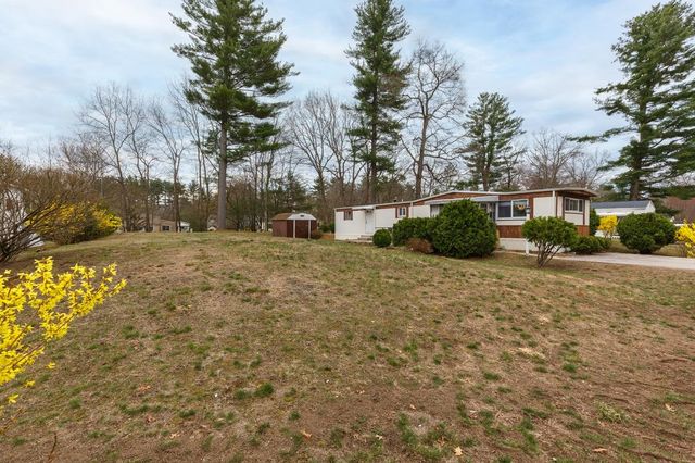 4 Clovercrest Drive, Nashua, NH 03062