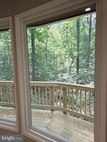 8133 COUNSELOR RD, Manassas, VA 20112