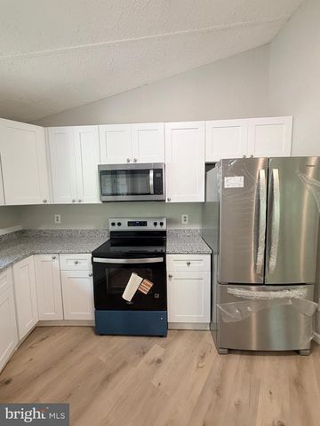 8133 COUNSELOR RD, Manassas, VA 20112