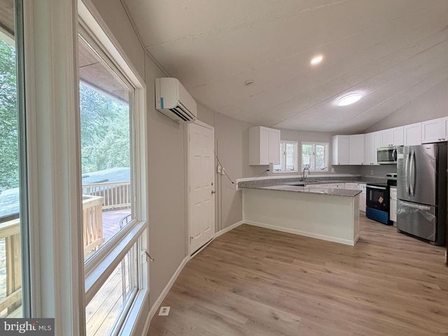 8133 COUNSELOR RD, Manassas, VA 20112