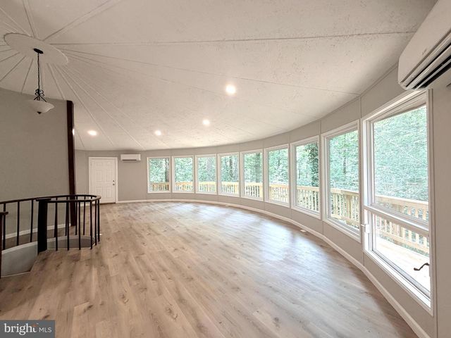 8133 COUNSELOR RD, Manassas, VA 20112