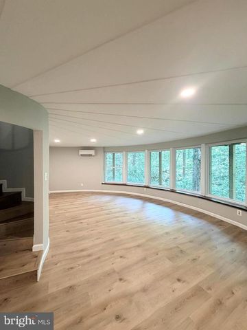 8133 COUNSELOR RD, Manassas, VA 20112