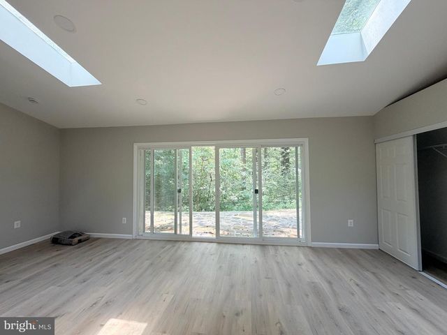 8133 COUNSELOR RD, Manassas, VA 20112