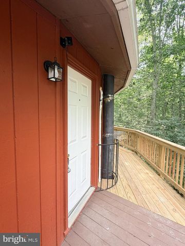 8133 COUNSELOR RD, Manassas, VA 20112