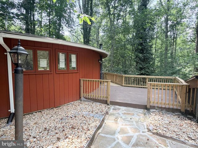 8133 COUNSELOR RD, Manassas, VA 20112