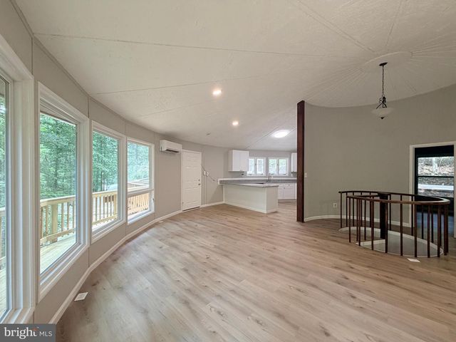 8133 COUNSELOR RD, Manassas, VA 20112
