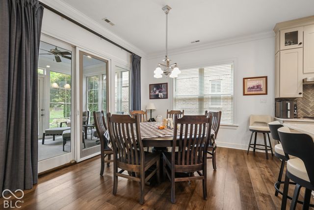 15112 Kampen Circle, Carmel, IN 46033