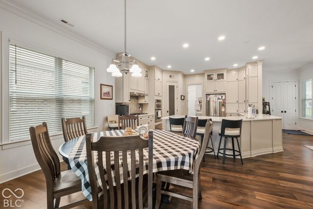 15112 Kampen Circle, Carmel, IN 46033