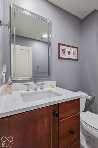 15112 Kampen Circle, Carmel, IN 46033