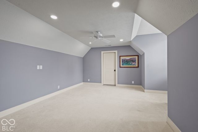 15112 Kampen Circle, Carmel, IN 46033