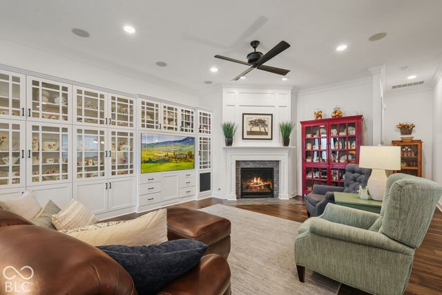 15112 Kampen Circle, Carmel, IN 46033