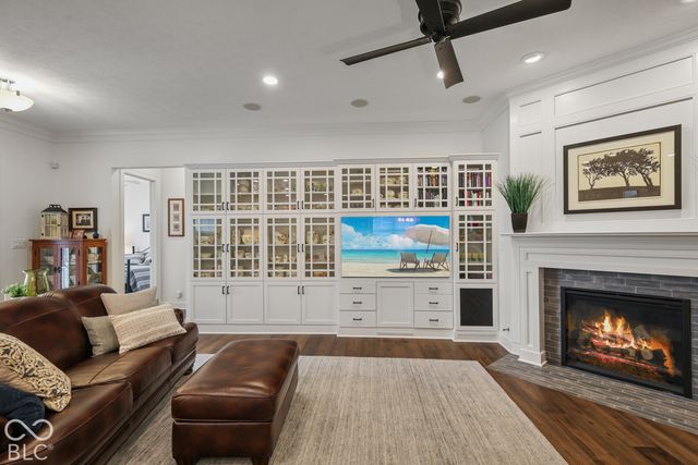 15112 Kampen Circle, Carmel, IN 46033
