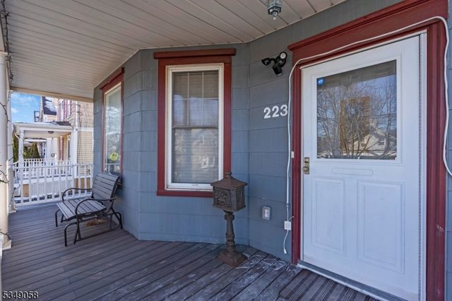 223 Main St, Metuchen Boro, NJ 08840