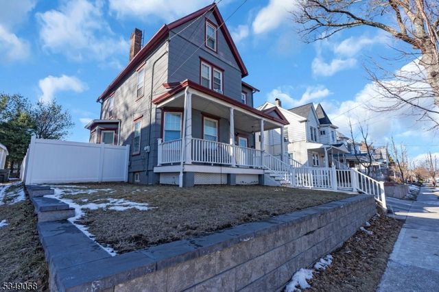 223 Main St, Metuchen Boro, NJ 08840