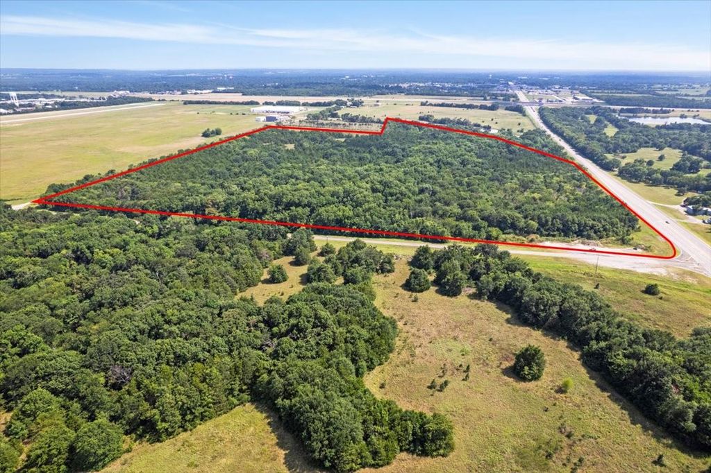 0000 TX-121 & Airport Rd, Bonham, TX 75418