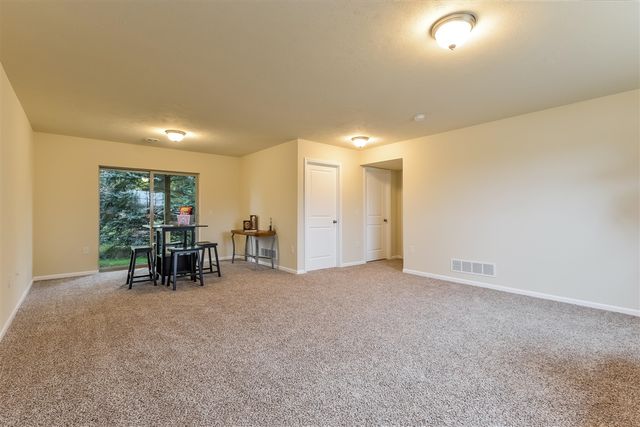 19 Carrie Street, Sparta, MI 49345