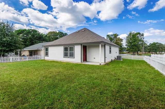 299 Red Clover, Livingston, TX 77351