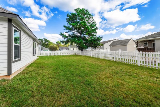 299 Red Clover, Livingston, TX 77351