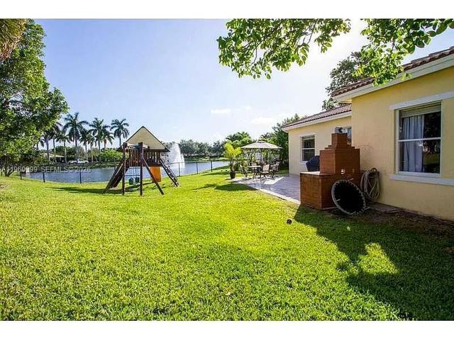 4427 NW 41st Pl 4427, Coconut Creek, FL 33073
