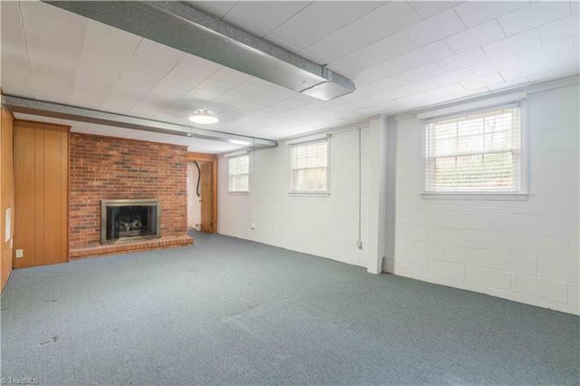 2910 Hope Valley Road, Winston-salem, NC 27106