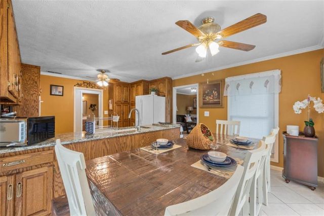1061 Highway 92, Fayetteville, GA 30214