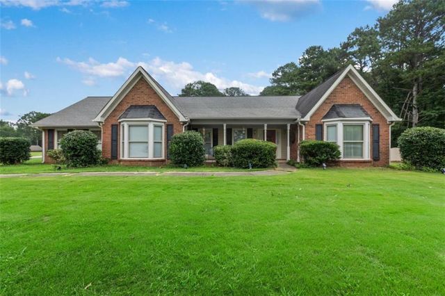 1061 Highway 92, Fayetteville, GA 30214