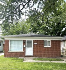 4210 Hazel Avenue, Lincoln Park, MI 48146