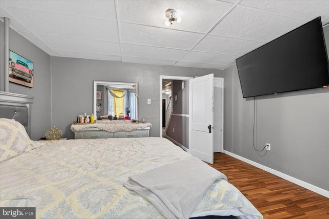 432 W SPRING ST, Frackville, PA 17931