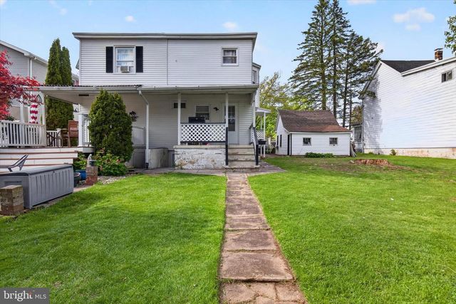 432 W SPRING ST, Frackville, PA 17931