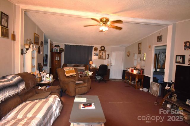 4062 Smokey Creek Road, Lenoir, NC 28645