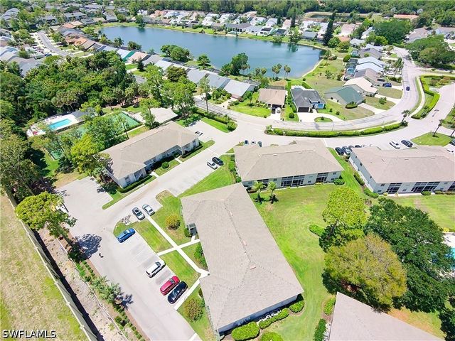 1330 Derbyshire CT E203, Naples, FL 34116